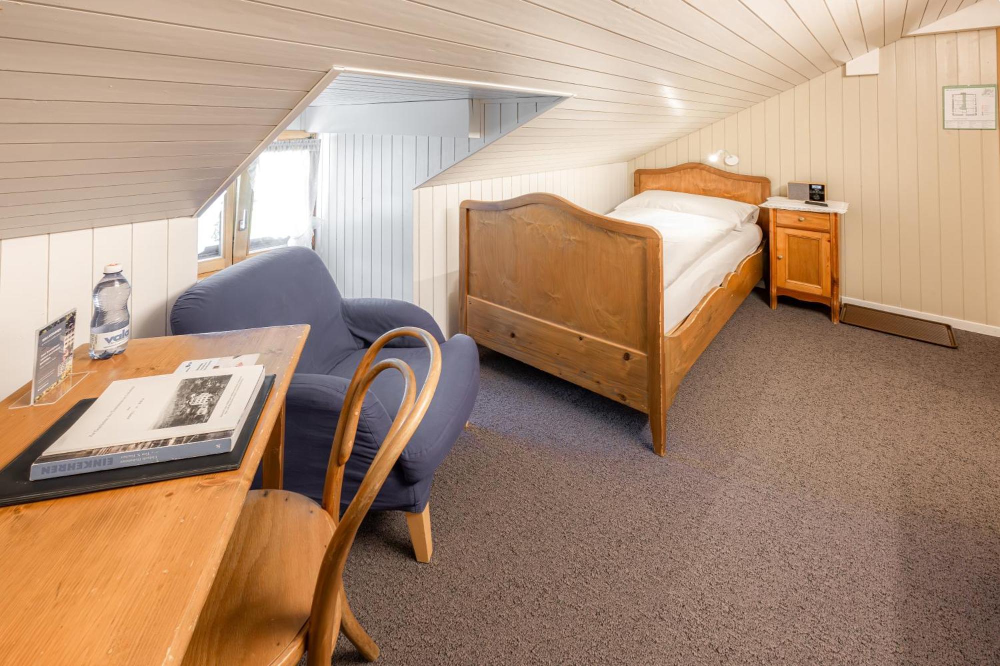 Hotel Nest- und Bietschhorn Blatten  Zimmer foto