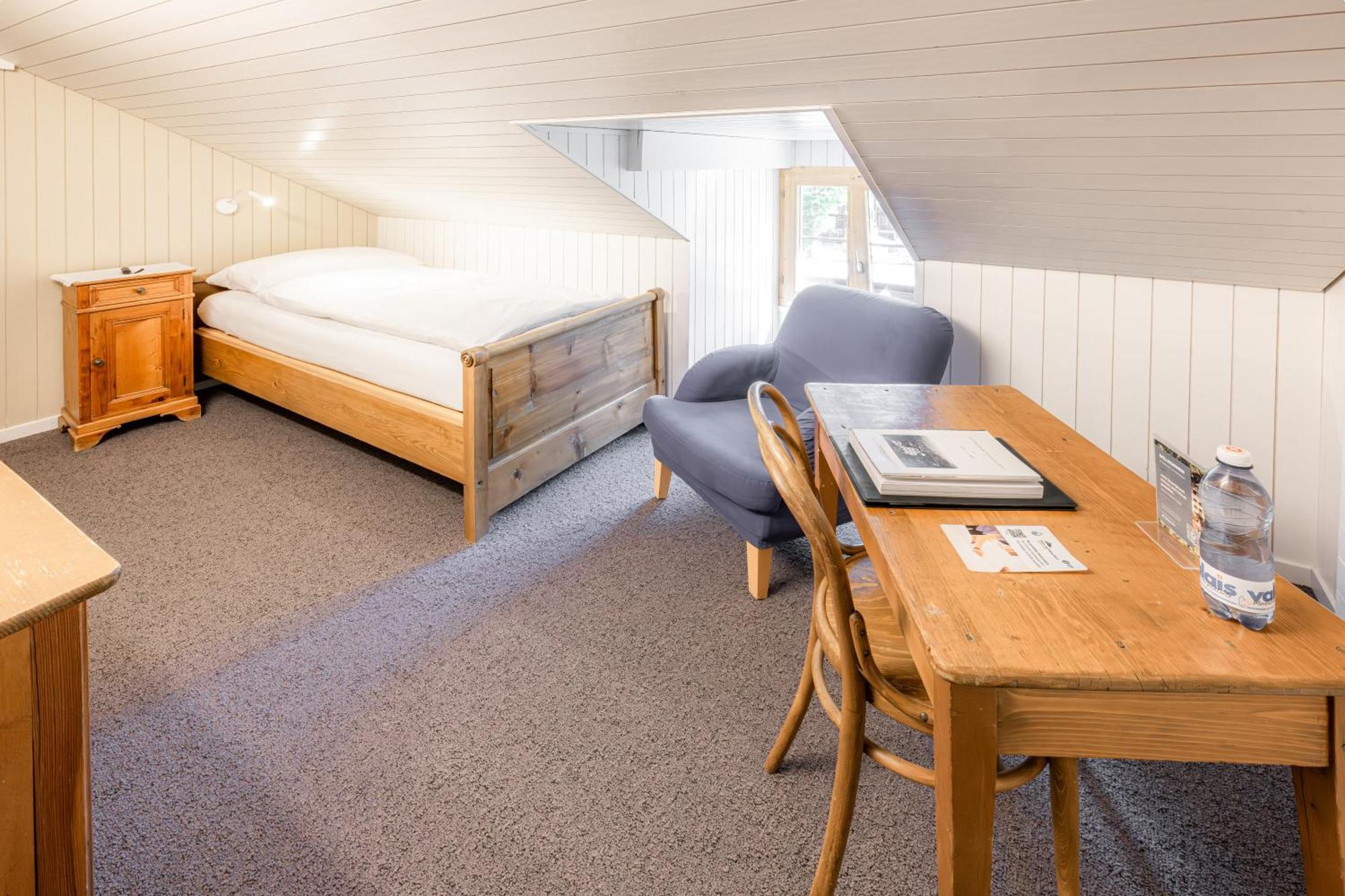 Hotel Nest- und Bietschhorn Blatten  Zimmer foto